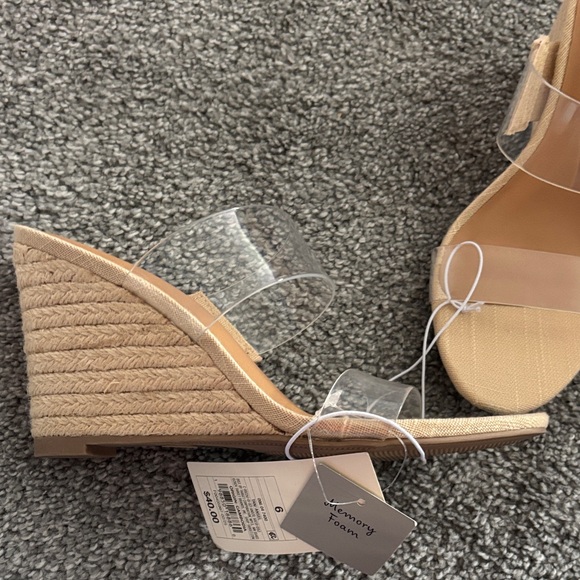 A New Day Women's Beige shoes - Picture 2 of 8